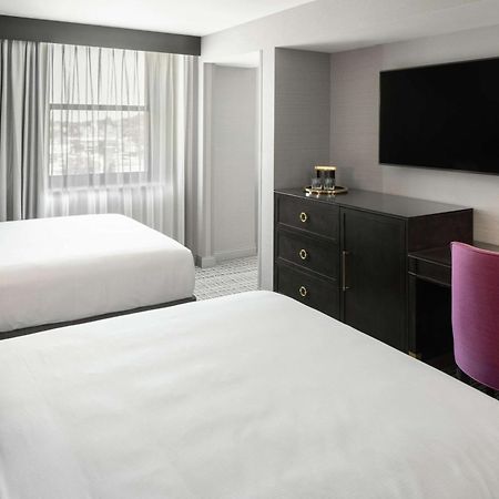 The Axis Moline Hotel, Tapestry Collection By Hilton Eksteriør bilde