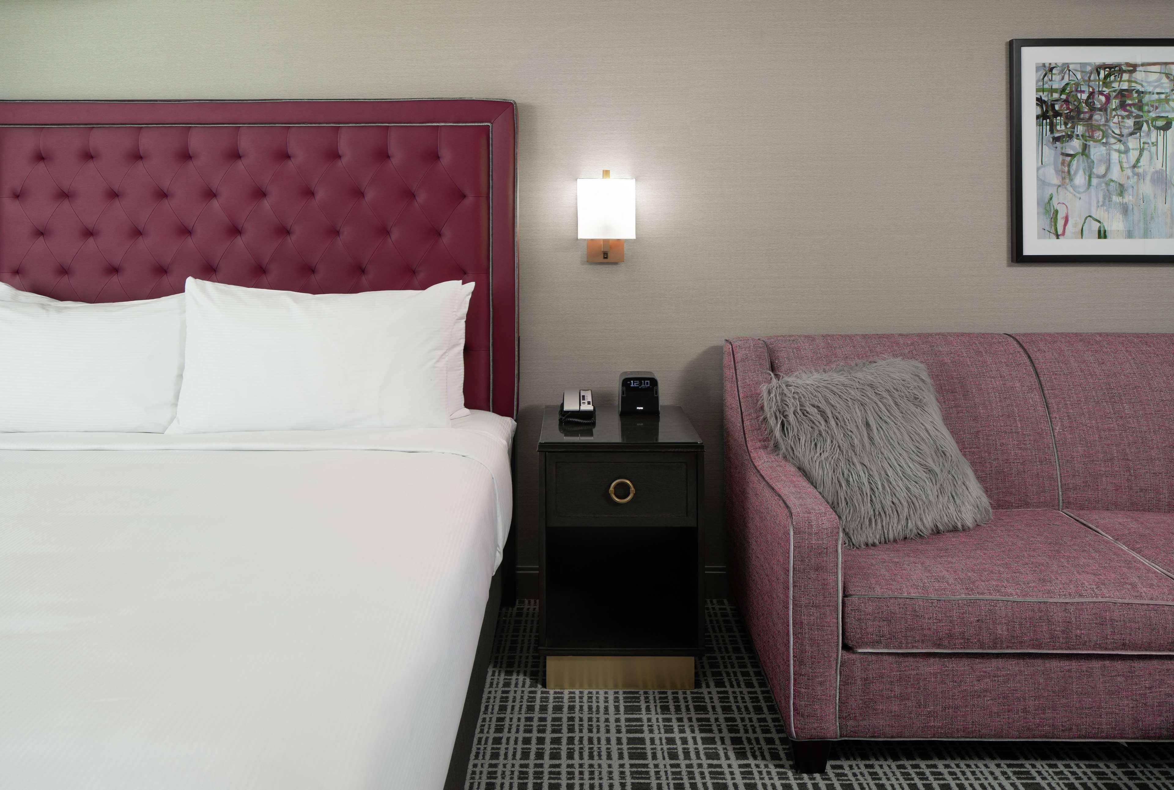 The Axis Moline Hotel, Tapestry Collection By Hilton Eksteriør bilde